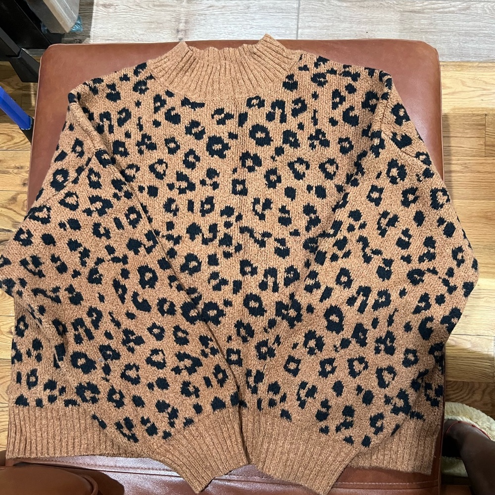 Old Navy Brown and Black Knit Sweater